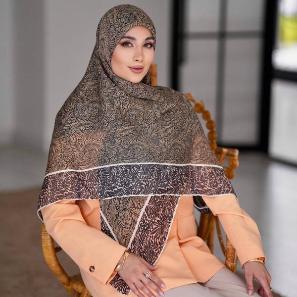 روسری نخی دست دوز