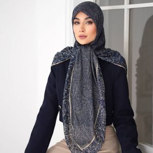 مشخصات شال کنفی طرحدار