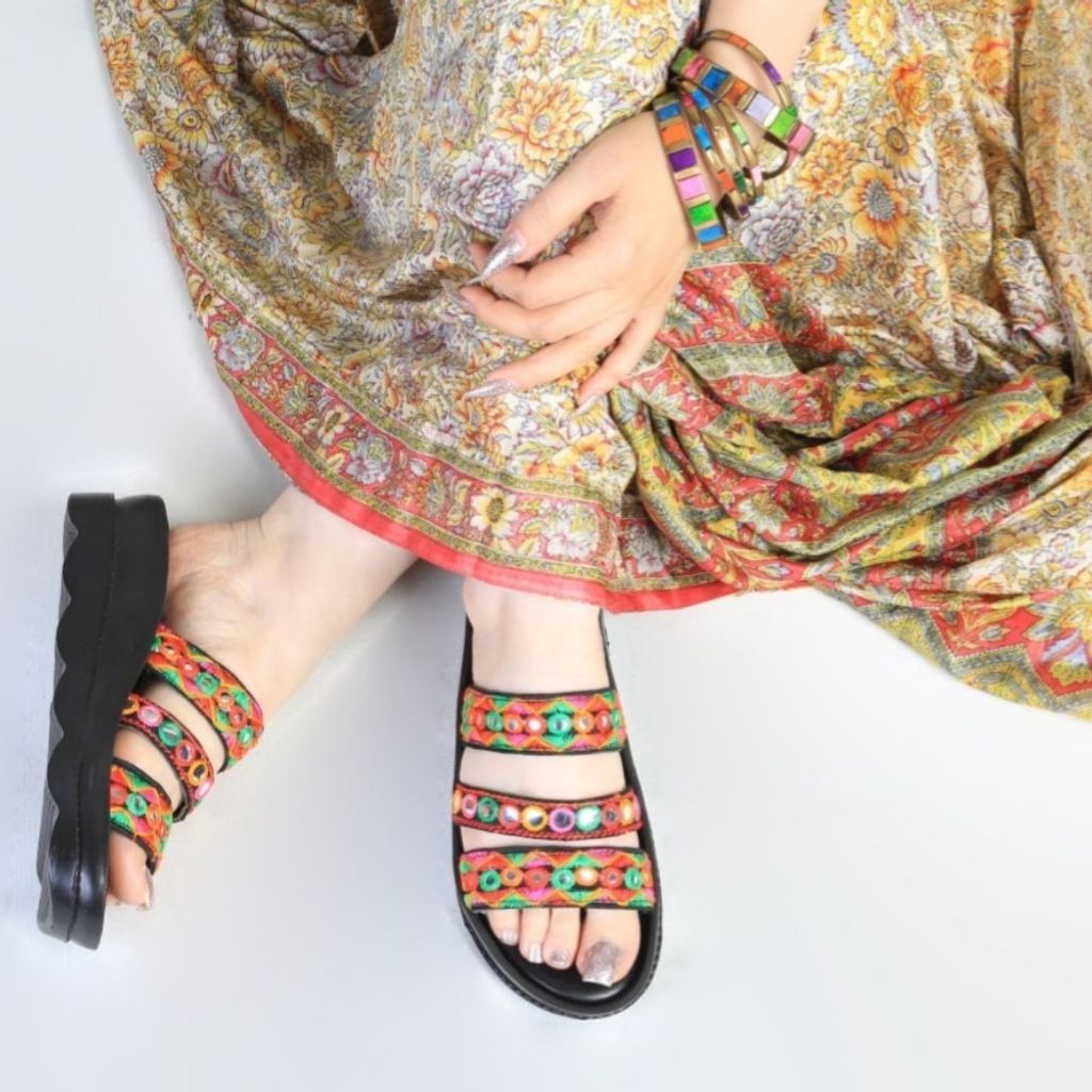 قیمت ارزان اسلیپر زنانه طرح بلوچی