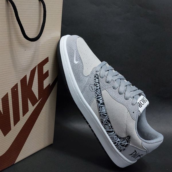 کتونی نایک ترویس دیور Nike Dior Travis