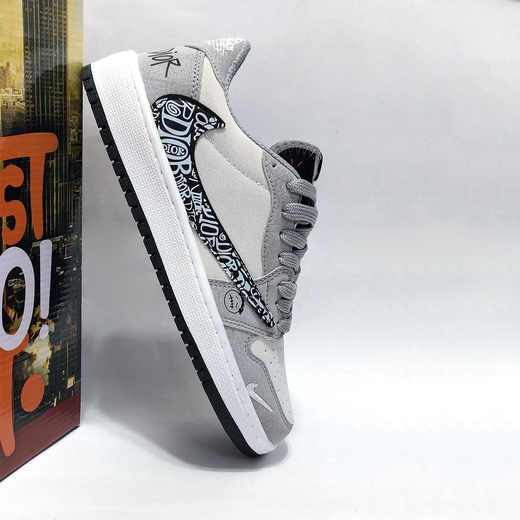 خرید آنلاین کتونی نایک ترویس دیور Nike Dior Travis