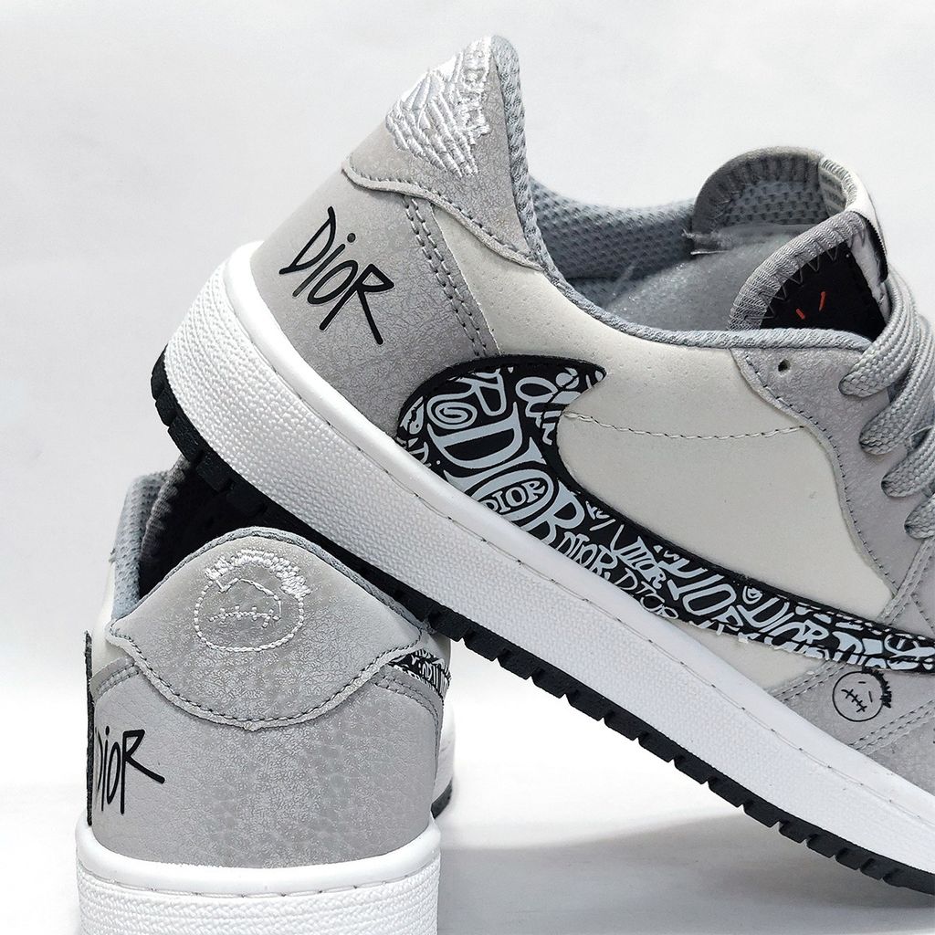 خرید انلاین کتونی نایک ترویس دیور Nike Dior Travis