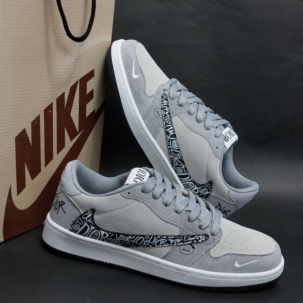 خرید اینترنتی کتونی نایک ترویس دیور Nike Travis Dior