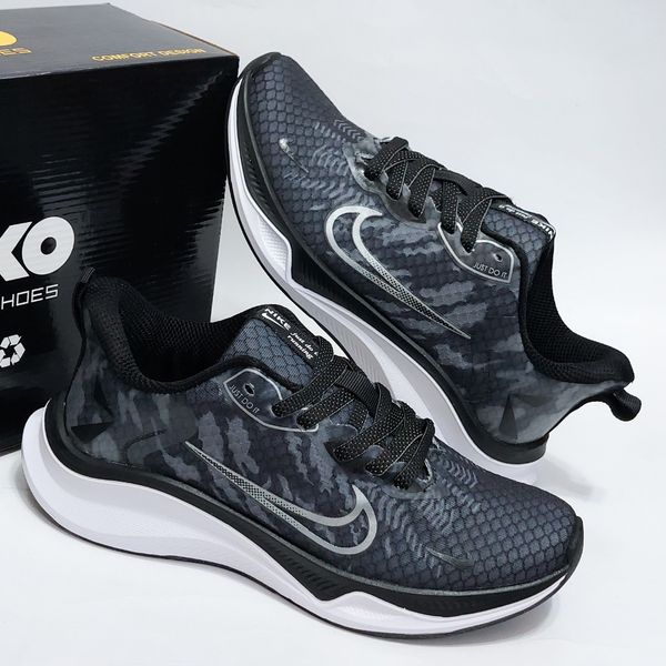 کتونی نایک زوم رانینگ Nike Zoom pied