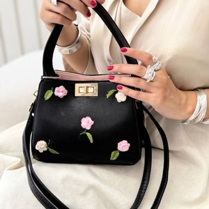 فروش اینترنتی کیف دیمان هانا