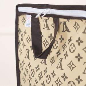 مشخصات باکس لباس LV پاد