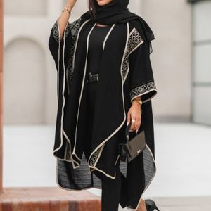 مشخصات مانتو مجلسی زنانه قواره بزرگ