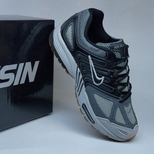 فروش اینترنتی کتونی نایک زوم پگاسوس طرح جدید Nike Zoom Pegasus