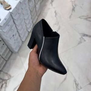 خرید آنلاین کفش مدل پارلا زنانه