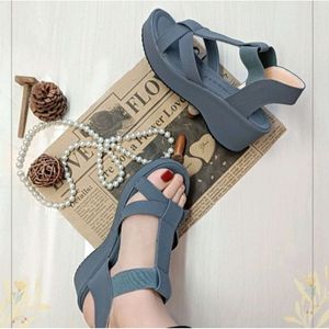 خرید اینترنتی صندل زنانه کفش تابستانی مدل ستاره زیره پیو درجه یک
