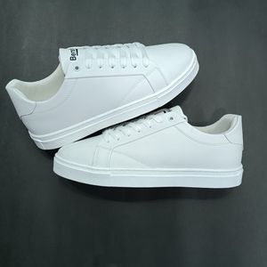 خرید انلاین کتونی مردانه ونس برشکا بزرگپا سفید تا سایز 48 کیفیت بالا