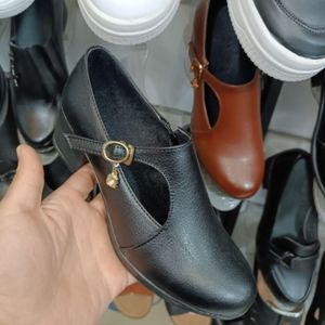 خرید اینترنتی کفش زنانه پرفروش مدل زحل رنگ مشکی