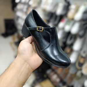 خرید آنلاین کفش زنانه پرفروش مدل زحل رنگ مشکی