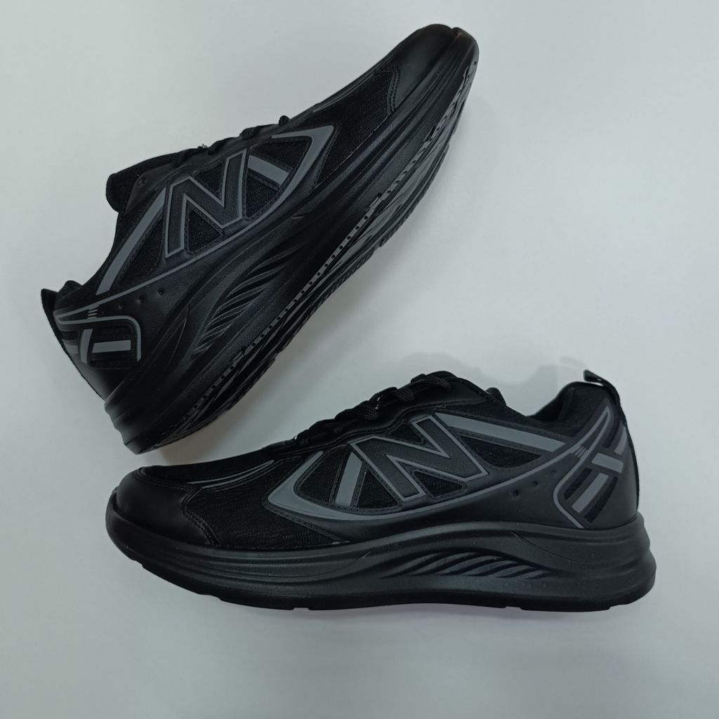 خرید اینترنتی کتونی مردانه نیوبالانس بزرگ پا مشکی کیفیت بالا