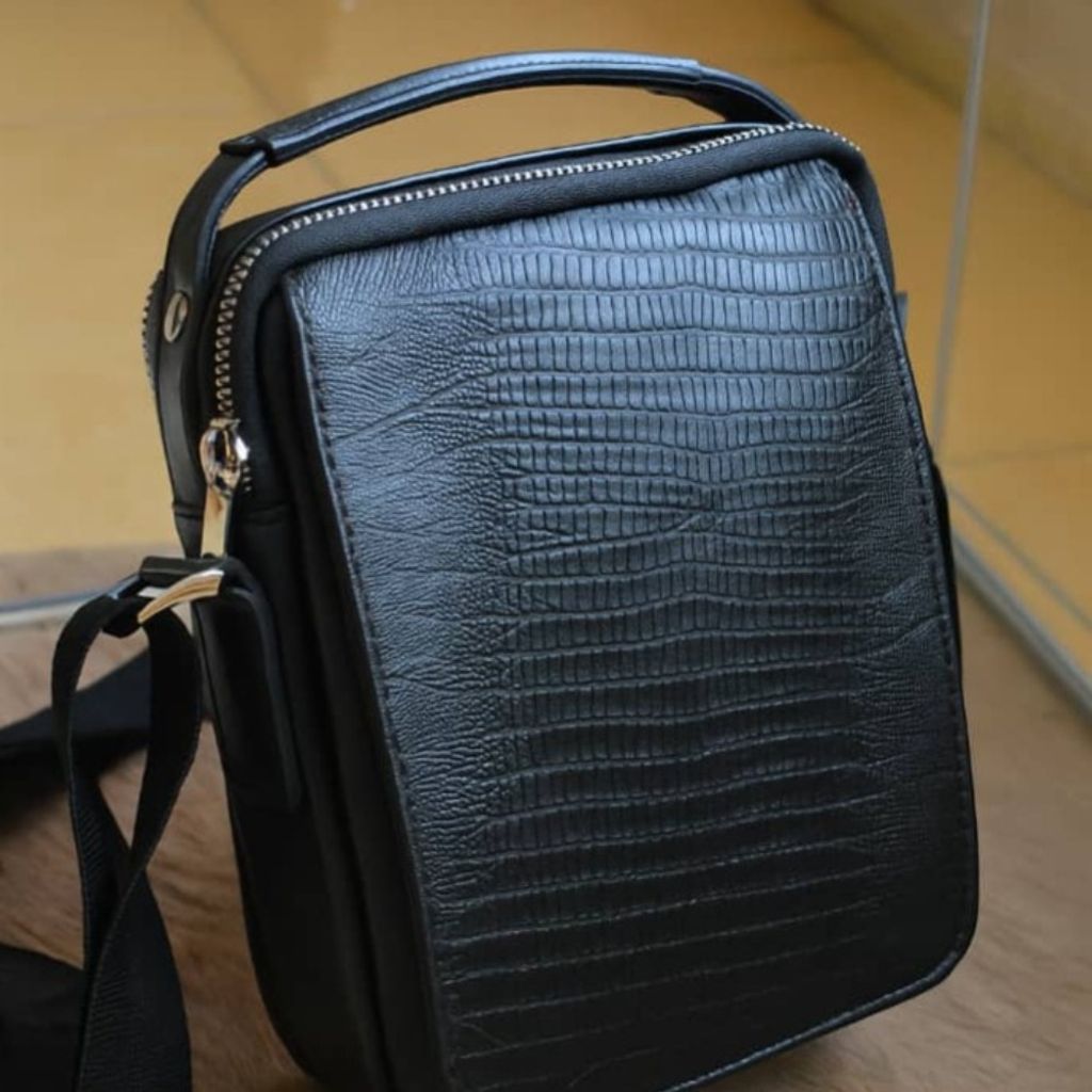 فروش اینترنتی کیف دوشی چرم طبیعی