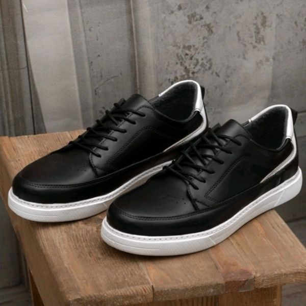 کفش اسپرت مردانه مدل میلاد رنگ مشکی سفید