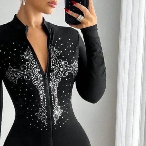 پیراهن نگینی و سنگ دوزی