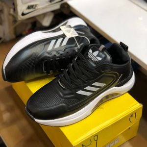 قیمت ارزان کفش ادیداس مردانه چرم رنگ مشکی ()