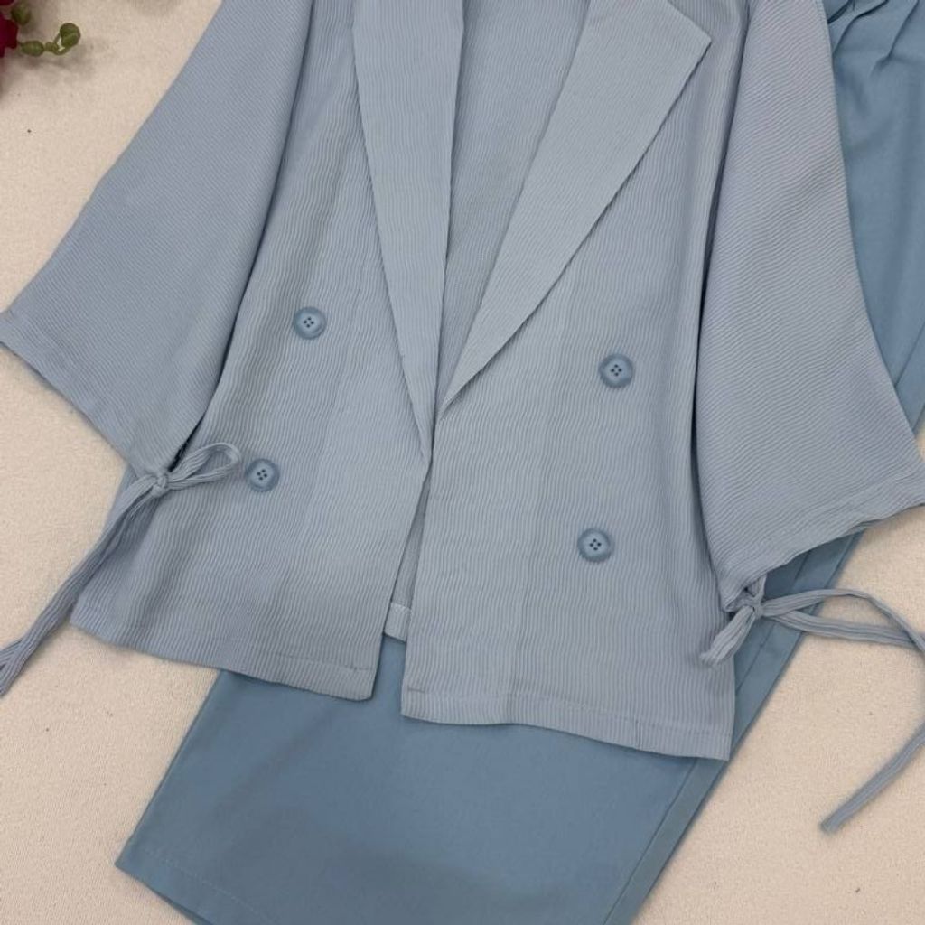 قیمت مانتو شلوار گلدیس