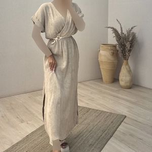 فروش اینترنتی پیراهن + کمربند اردیبهشت