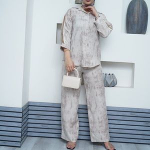 فروش اینترنتی ست شومیز شلوار ترند و کیوت نیرا