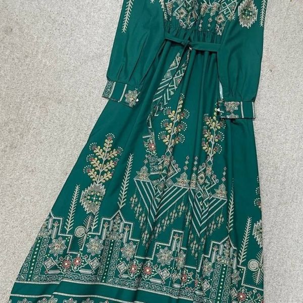 پیراهن سنتی ساحلی