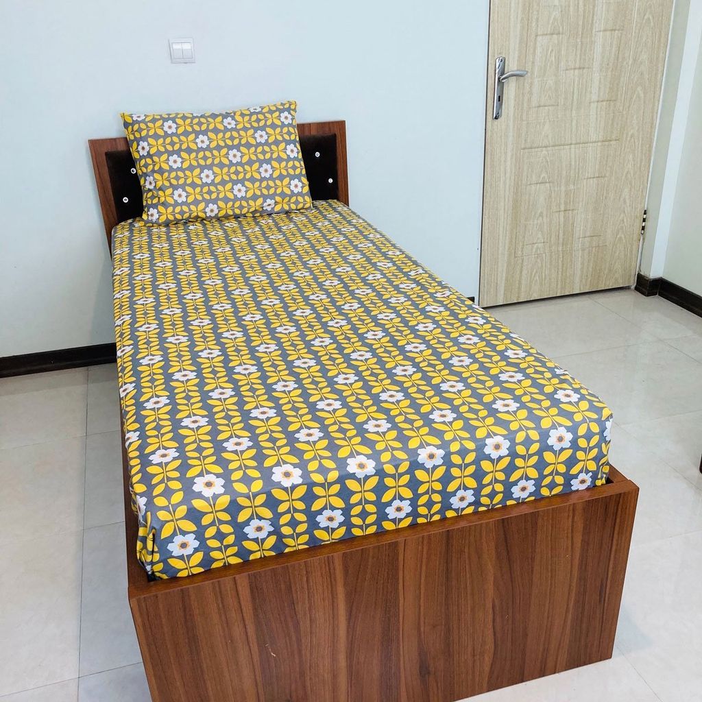 خرید انلاین ملافه کشدار یک نفره طرح بهشت زرد عرض 90