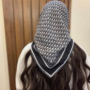 خرید انلاین مینی اسکارف نخی دیور