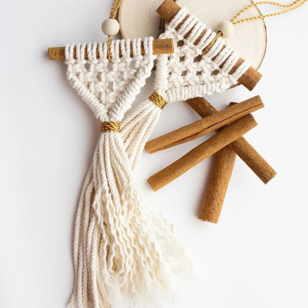 خرید آنلاین گیفت چوب دارچین مکرومه بافی طرح مه تاب