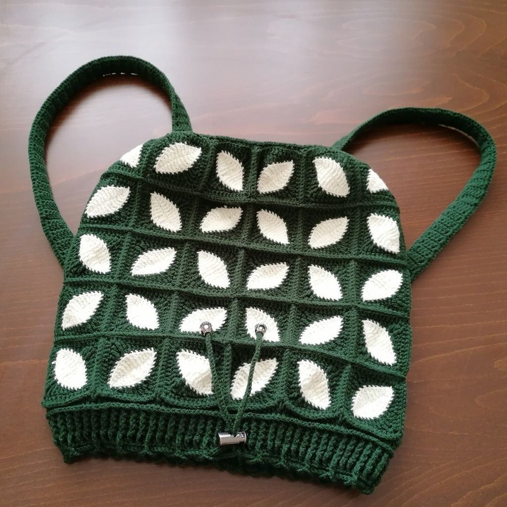 خرید آنلاین کوله‌پشتی و جاموبایلی طرح برگ 0501