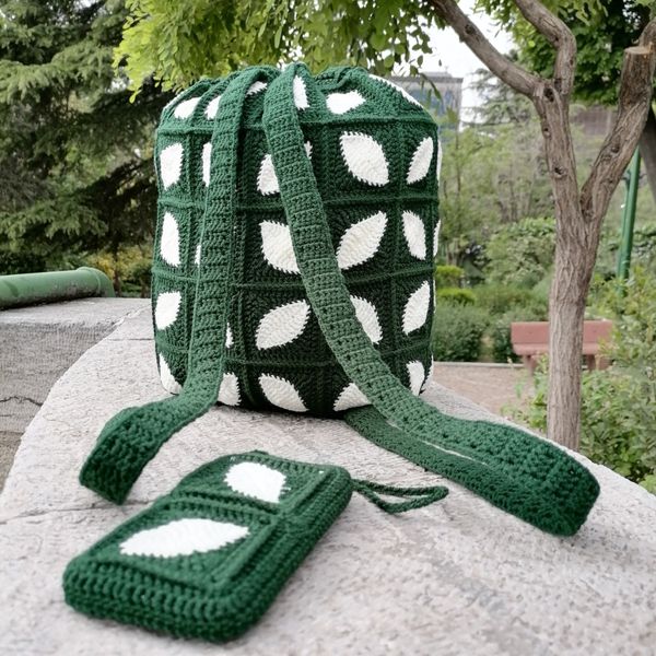 کوله‌پشتی و جاموبایلی طرح برگ 0501