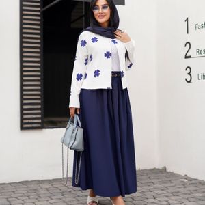 مشخصات ست کت و دامن هانا