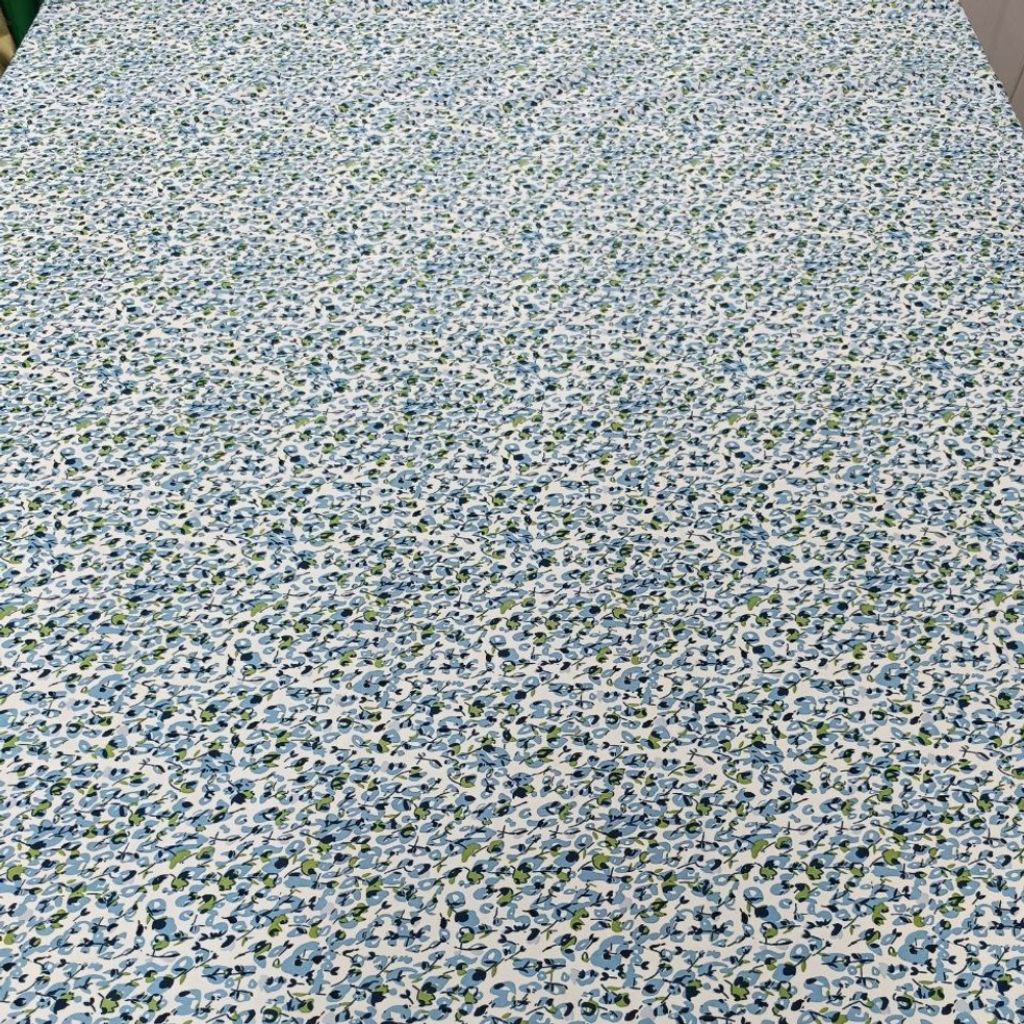 مشخصات 4. پارچه کرپ حریر سافت 2