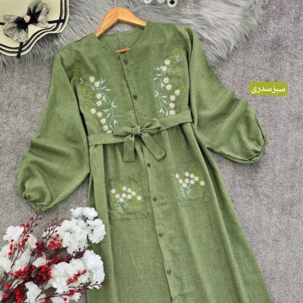 پیراهن زنانه طرح گلدوزی نهال