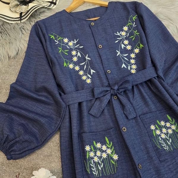 پیراهن زنانه طرح گلدوزی نهال