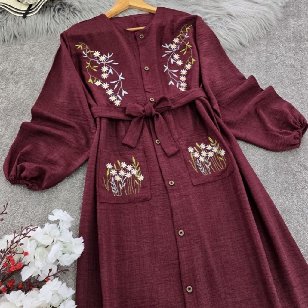 خرید اینترنتی پیراهن زنانه طرح گلدوزی نهال