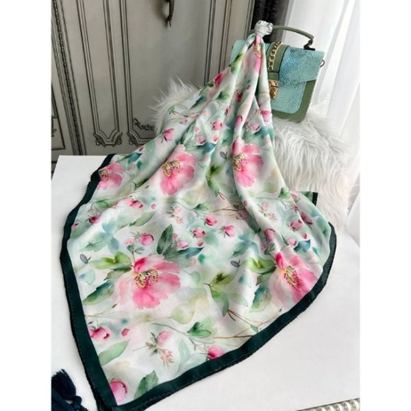 روسری نخی قواره 140 نخ گلوریا مدل نسترن