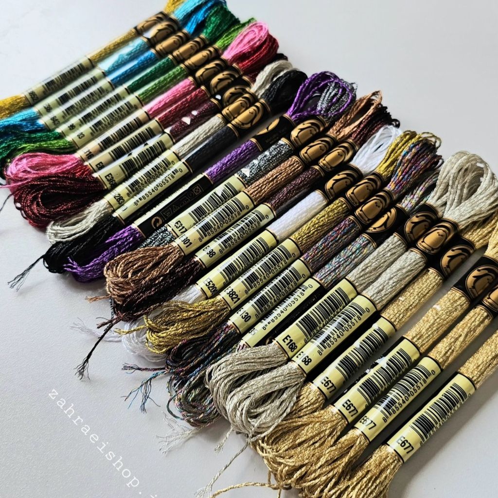 مشخصات پک 24 عددی نخ گلدوزی متالیک(زری دار) برند پنگوین