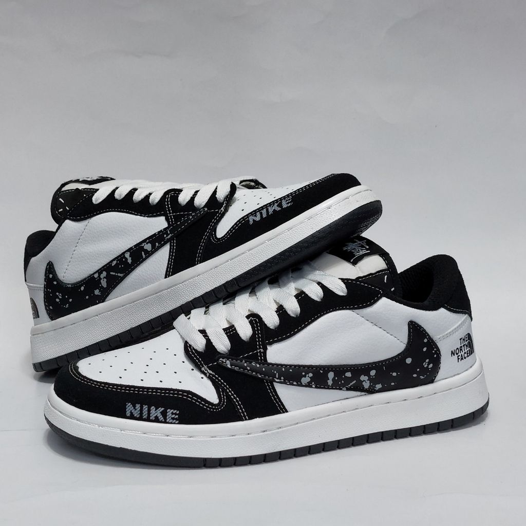 فروش اینترنتی کتونی نایک ترویس کاستوم نورث فیس جدید Nike Travis