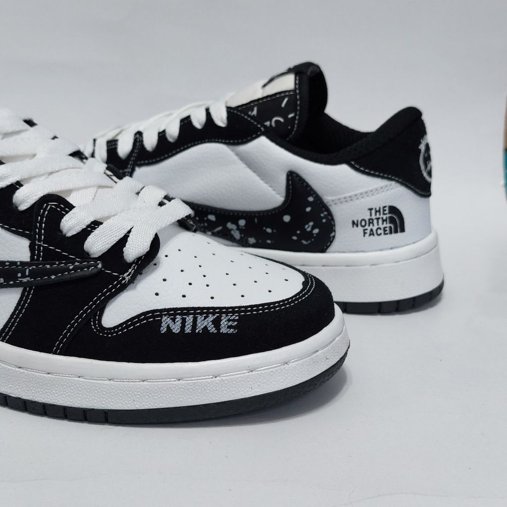 قیمت ارزان کتونی نایک ترویس کاستوم نورث فیس جدید Nike Travis
