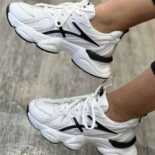 کفش کتونی آسیکس اسپرت