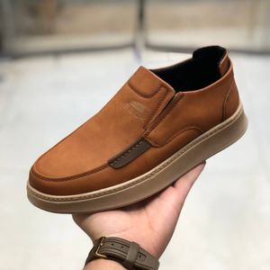 خرید اینترنتی کفش چرم مردانه بی بند مدل اطلس رنگ عسلی