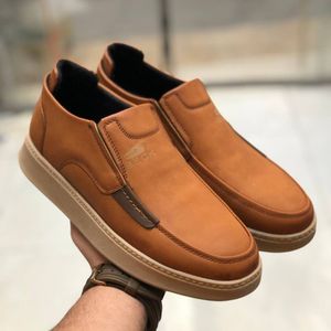 خرید آنلاین کفش چرم مردانه بی بند مدل اطلس رنگ عسلی