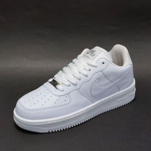 فروش اینترنتی کتونی نایک ایرفورس Nike Airforce1
