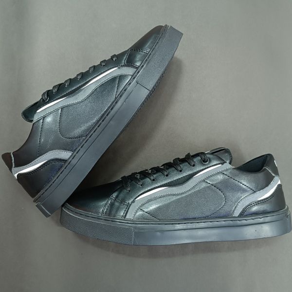 کتونی مردانه برشکا مشکی کیفیت بالا(تخفیف خورده)