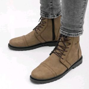 خرید اینترنتی نیم بوت مردانه بندی زیپی مدل پیکاسو رنگ کرم