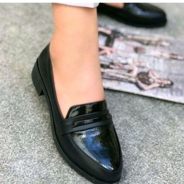 کفش زنانه کالج زنانه مدل ورنی رنگ مشکی