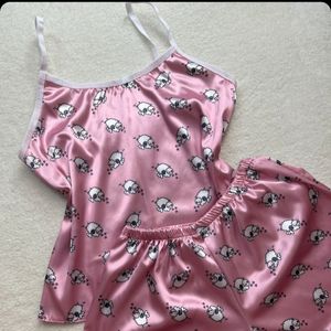 تاپ و شلوارک ساتن طرحدار