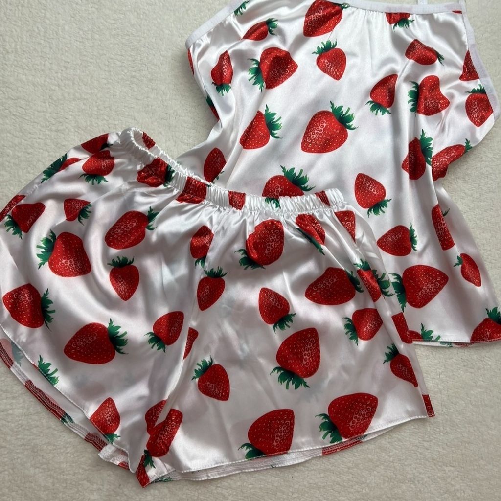 قیمت تاپ و شلوارک توت فرنگی