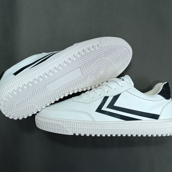 کتونی مردانه آف وایت سفید Offwhite کیفیت بالا(تخفیف خورده)